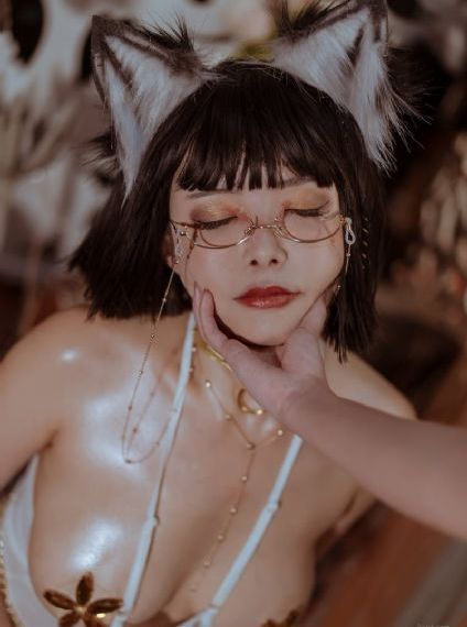 亚洲成av人在线视达达兔尤物_BD韩语全集在线观看