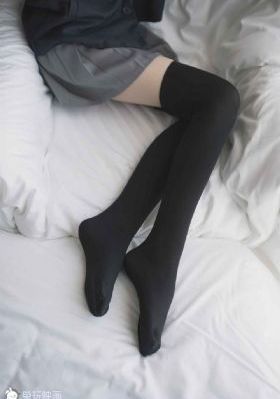 老师对准肉茎坐下裙子遮住_HD在线观看视频