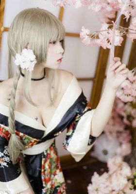 美女用手扒开自己下面_4K电影在线观看