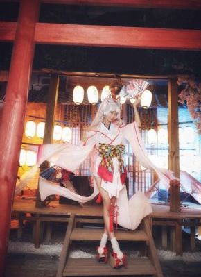 寂寞人妻瑜伽被教练日_1080免费观看超清